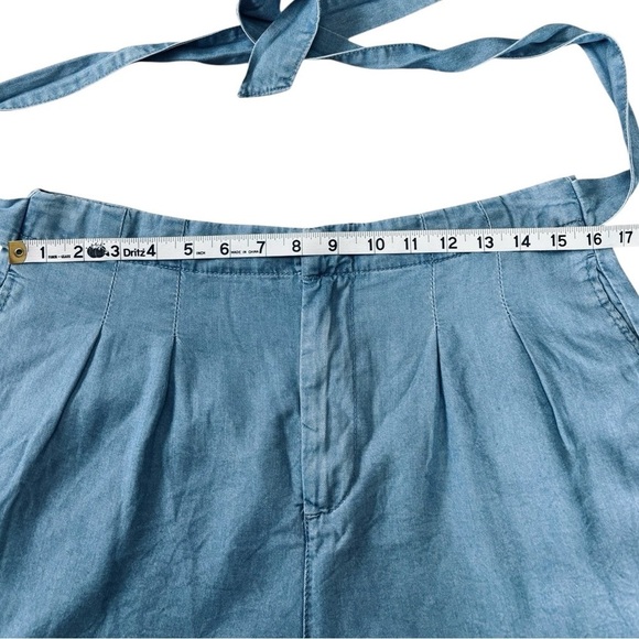 Vero Moda, Light Blue Paperbag Shorts – Size L - Picture 7 of 9